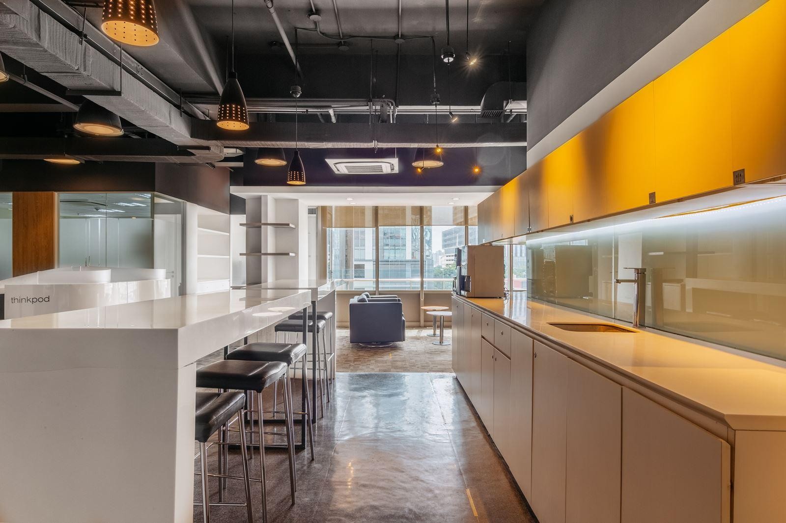 Regus — Park Centrale Building workspace hero